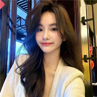 比基尼少女